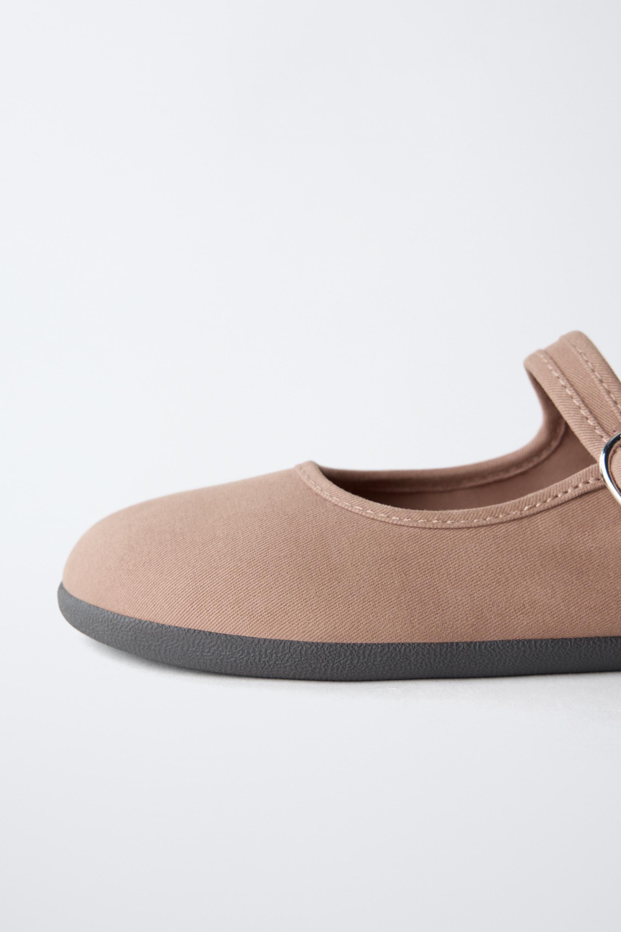 BAREFOOT BALLET FLATS
